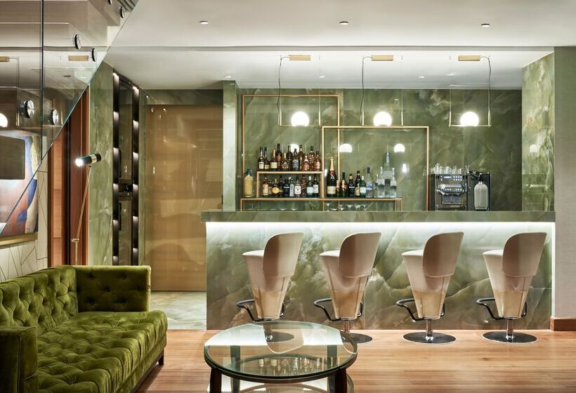 ホテル Bellevue On The Beach Suites