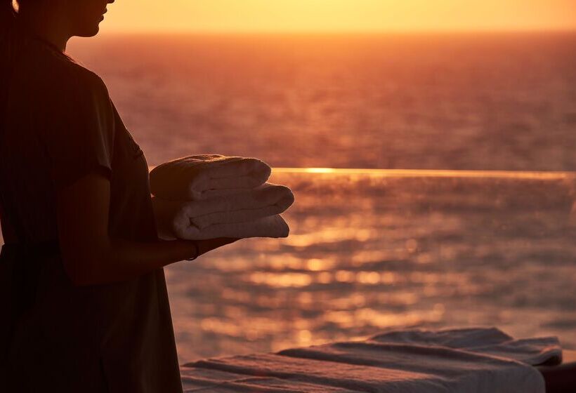 בית מלון כפרי Bellevue On The Beach Suites