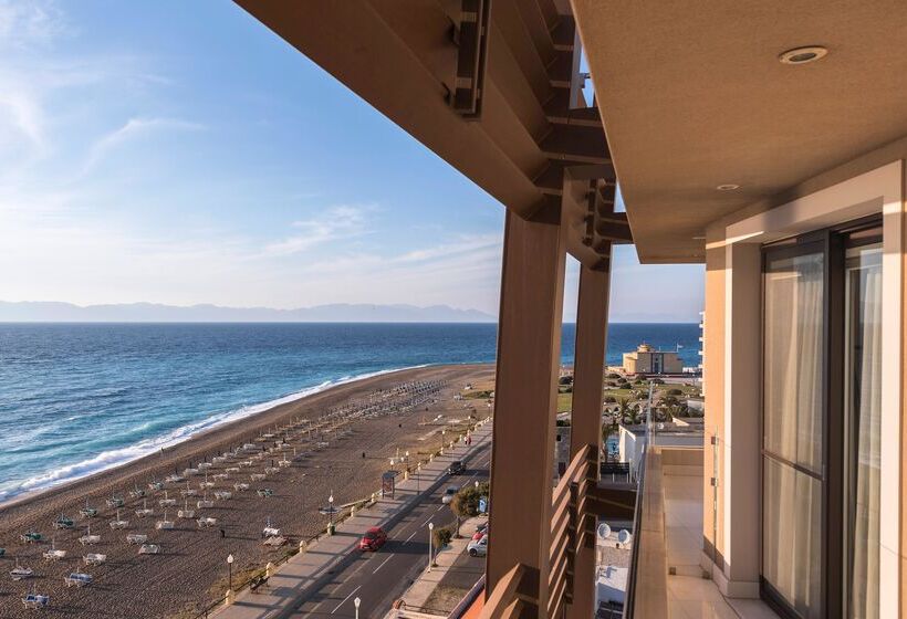 בית מלון כפרי Bellevue On The Beach Suites