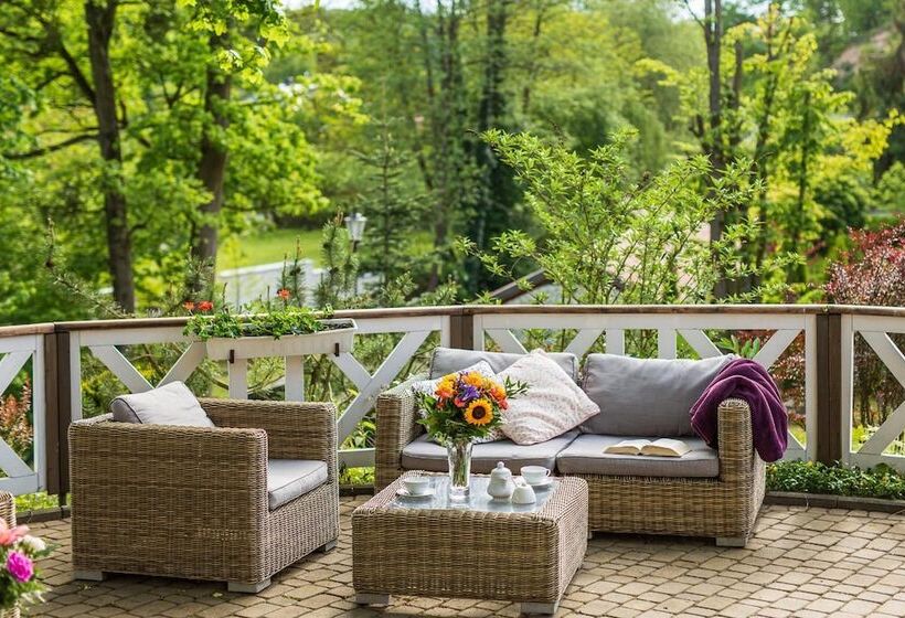 هتل Berberys Park