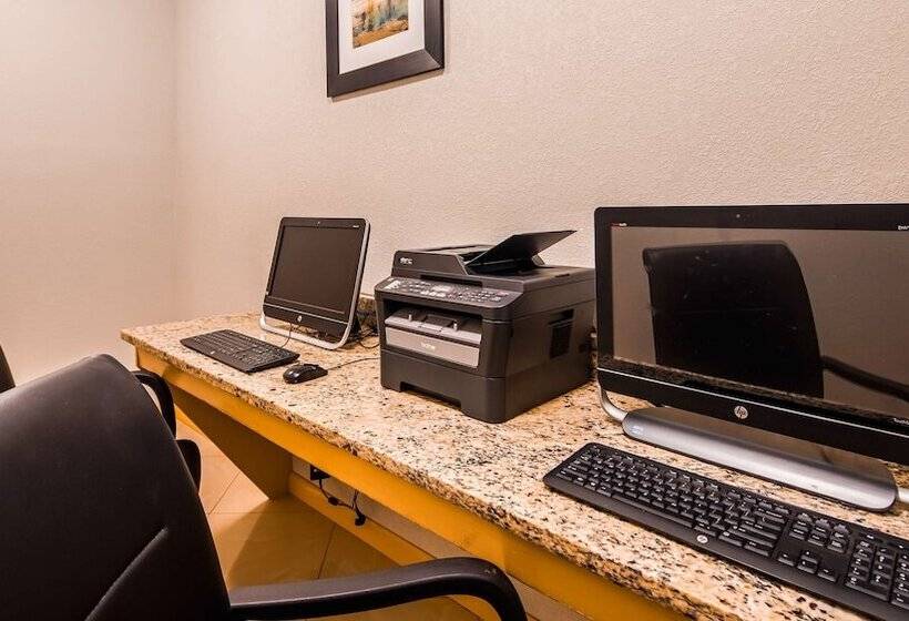 فندق Best Western Plus   Magee Inn & Suites