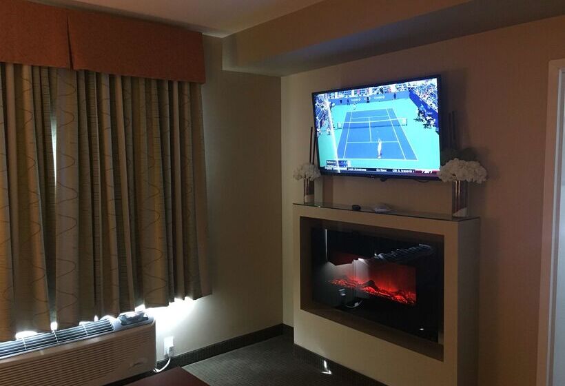 فندق Best Western Plus Service Inn & Suites