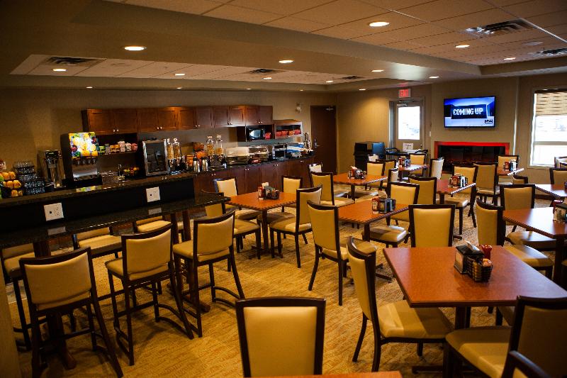 فندق Best Western Plus Service Inn & Suites