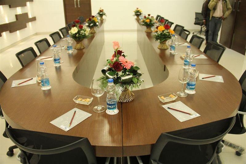 호텔 Bhawna Clarks Inn Agra