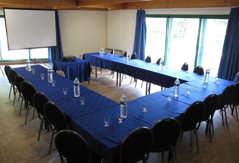 Отель Breizh Hôtel