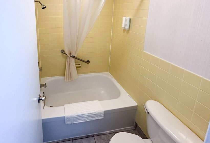 בית מלון כפרי Canadas Best Value Inn & Suites Woodstock