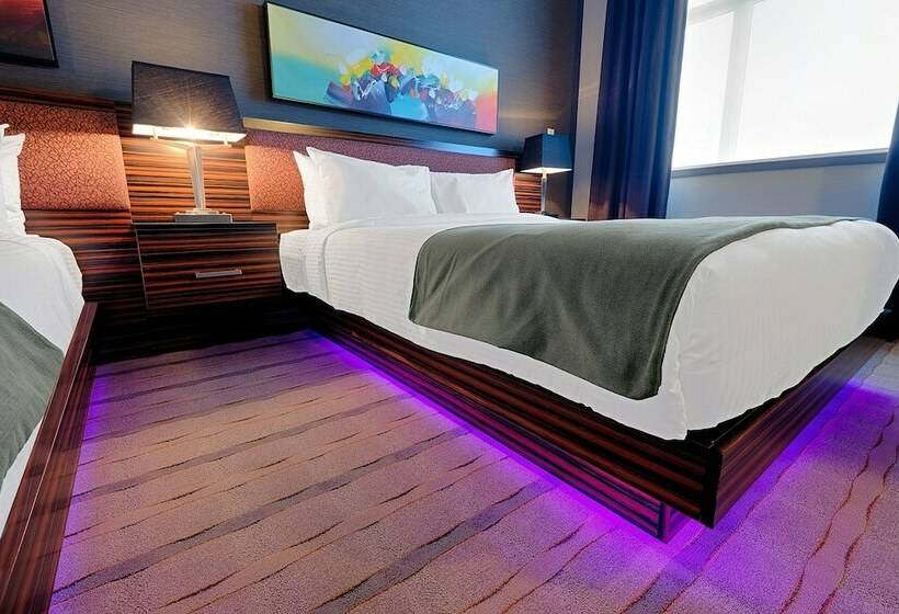 هتل Clique Calgary Airport