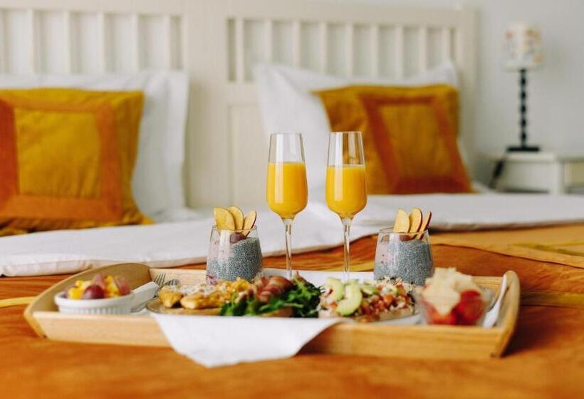 Отель Conacul Archia