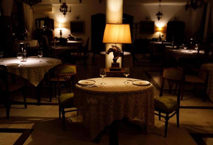 ホテル Conacul Archia