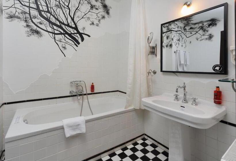 ホテル Conacul Archia