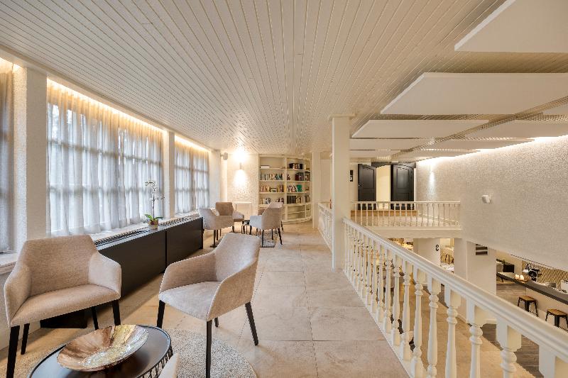 Отель Corsendonk Hooge Heyde