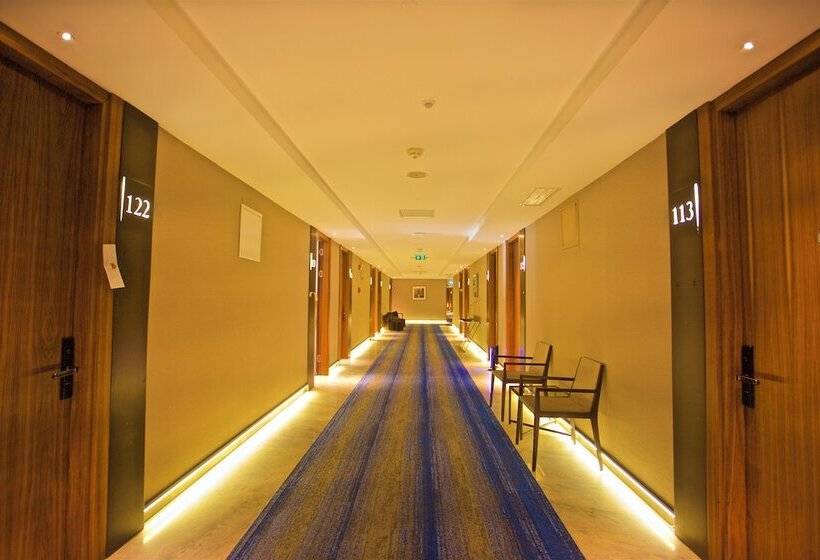 Dosso Dossi Hotels & Spa Downtown