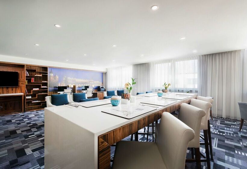 Doubletree By Hilton Krakow Hotel & Convention Center