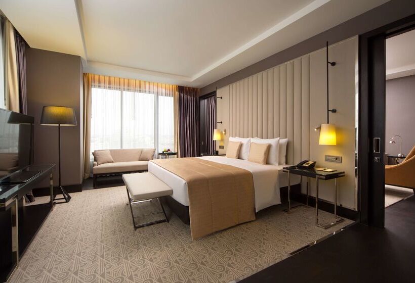 Doubletree By Hilton Hotel Minsk