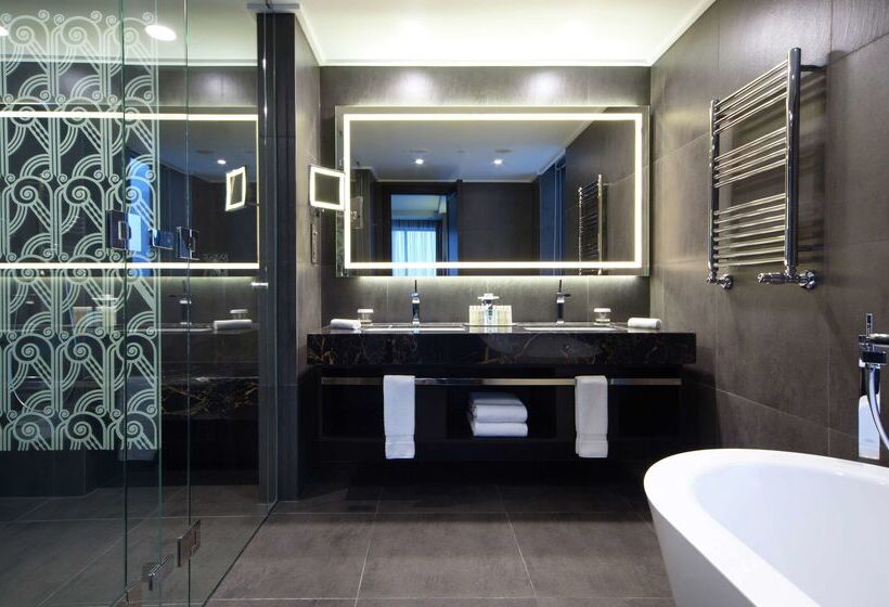 Doubletree By Hilton Hotel Minsk