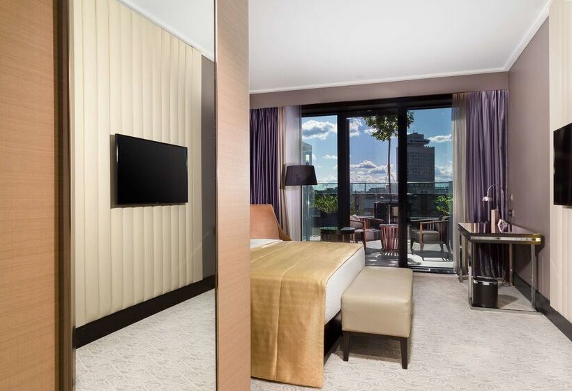 Doubletree By Hilton Hotel Minsk