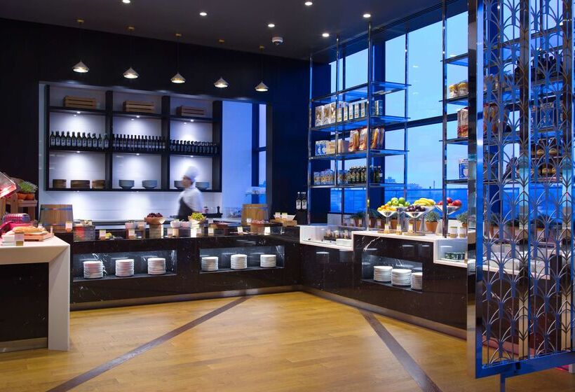 Doubletree By Hilton Hotel Minsk