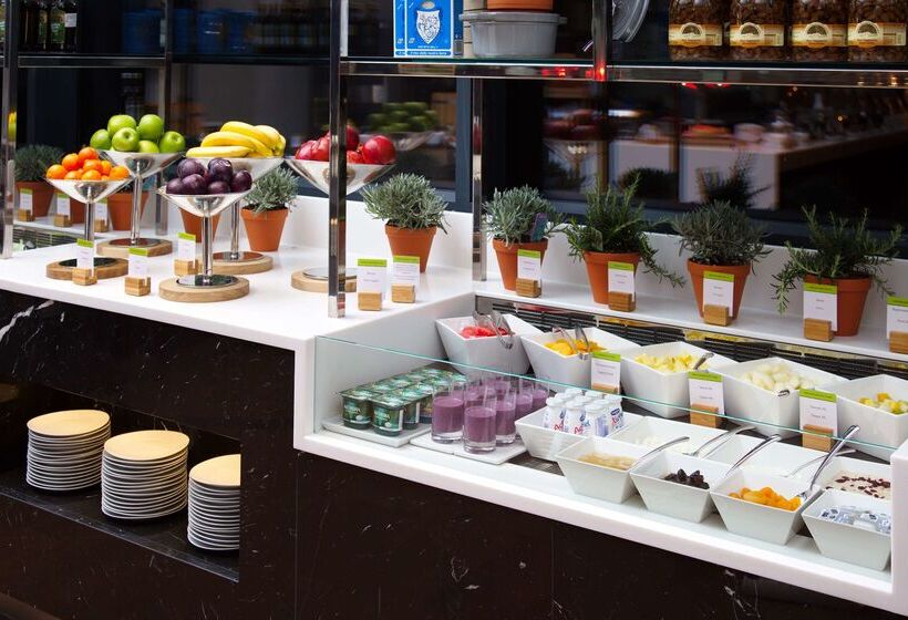 Doubletree By Hilton Hotel Minsk