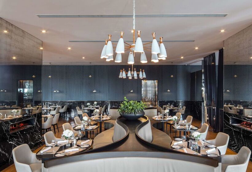 Doubletree By Hilton Hotel Minsk