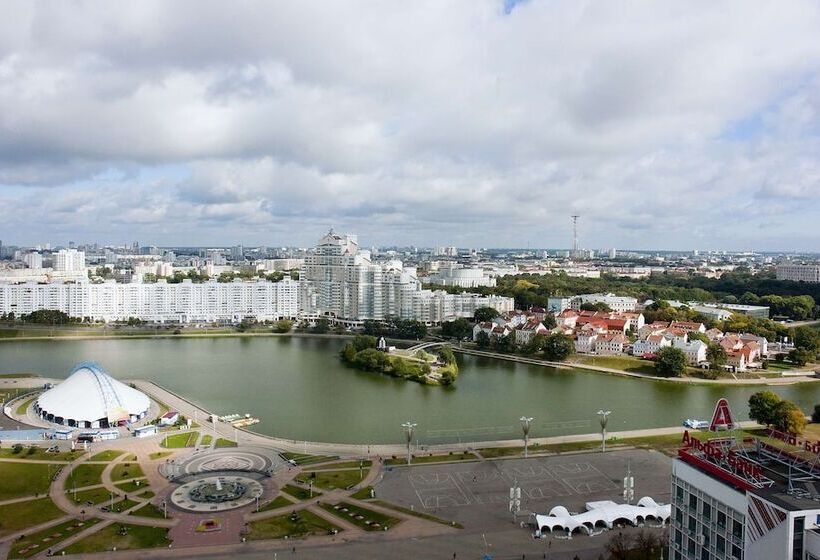 Doubletree By Hilton Hotel Minsk