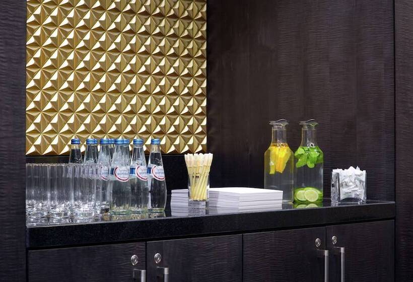 Doubletree By Hilton Hotel Minsk