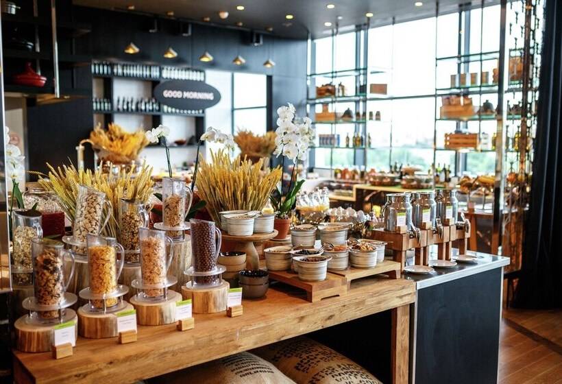 Doubletree By Hilton Hotel Minsk