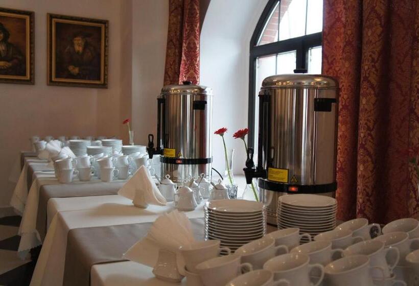 בית מלון כפרי Dworska Elektrownia