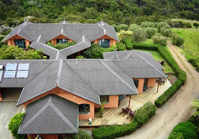 בית מלון כפרי Earthsong Lodge