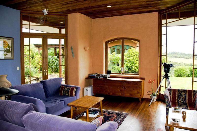 בית מלון כפרי Earthsong Lodge