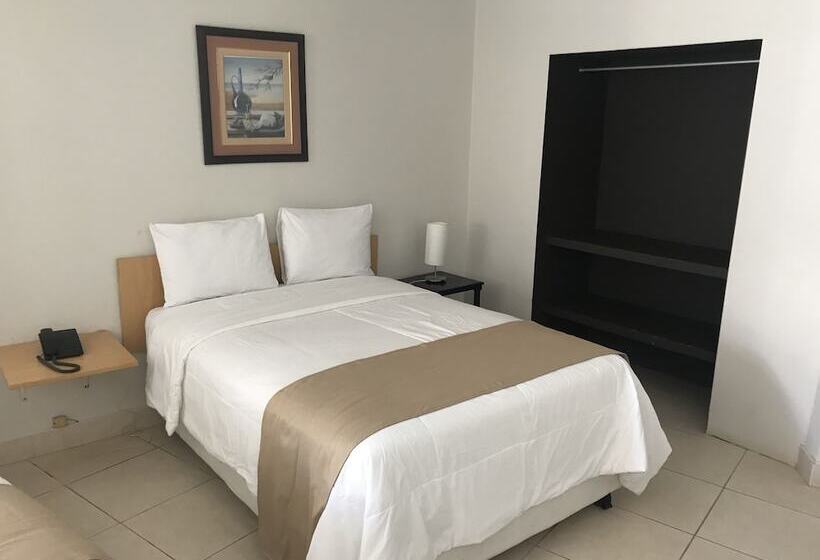 Отель El Angolo Talara