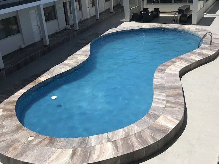 Отель El Angolo Talara