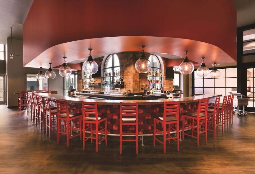 هتل Embassy Suites By Hilton Tuscaloosa Alabama Downtown