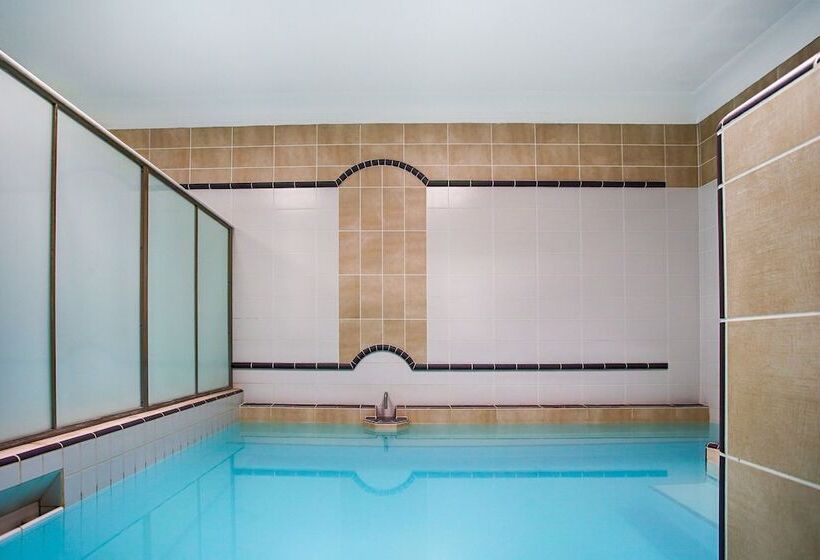 فندق Ensana Pro Patria