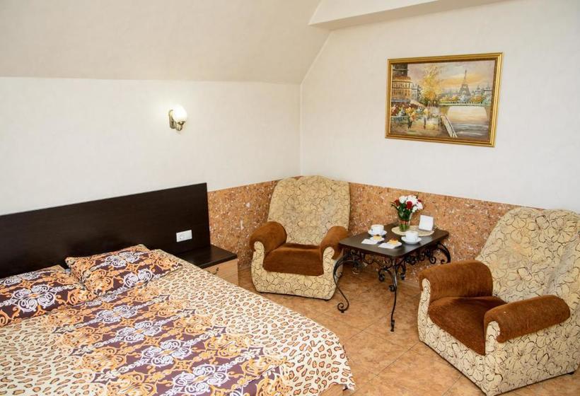 Отель Erunin S Group, Tolstogo 77