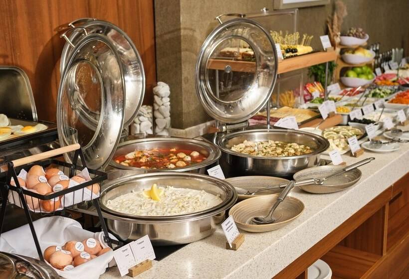 Elements Kirov Hotel 5