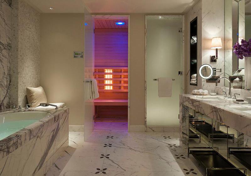 هتل Four Seasons Moscow