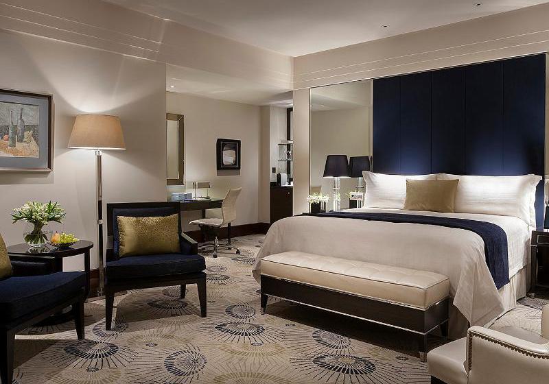 هتل Four Seasons Moscow