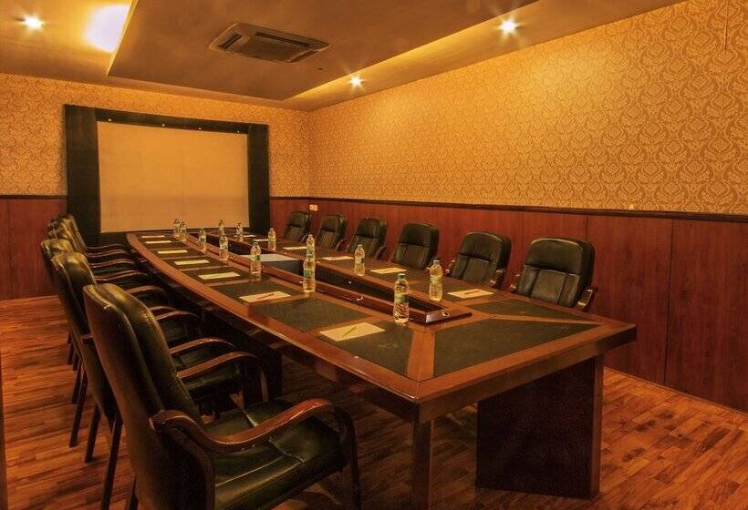 هتل Gateway Grandeur