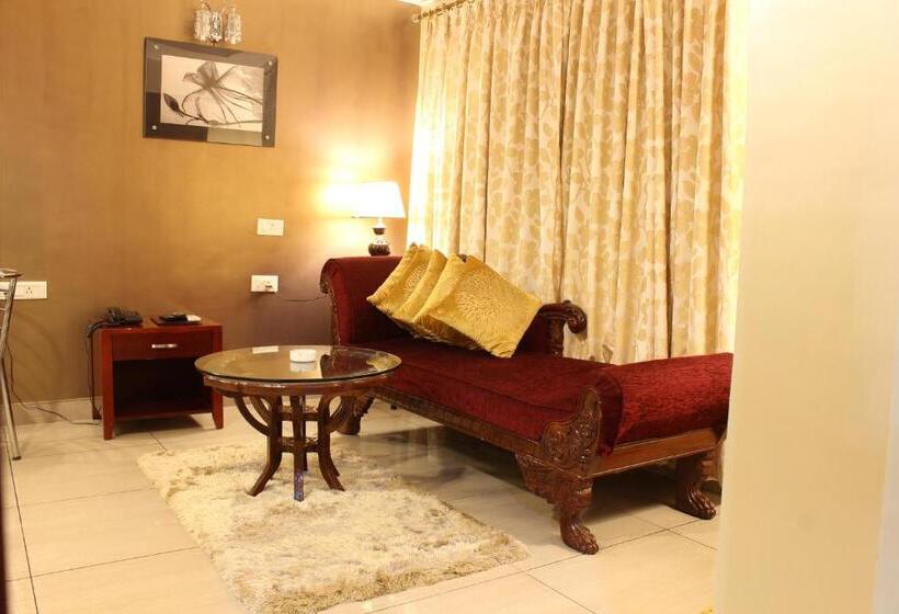 هتل Gateway Grandeur