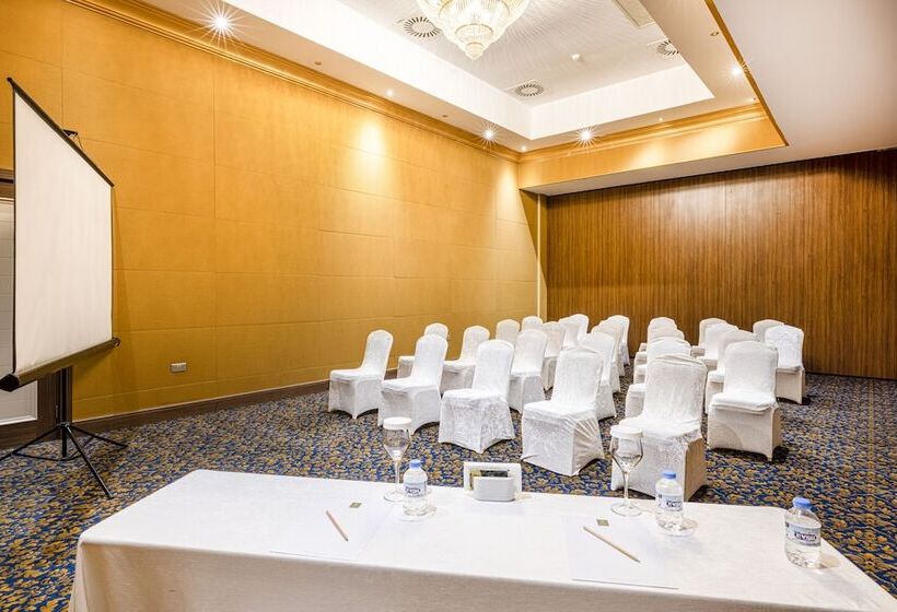 Grand Pasha Hotel & Spa Kyrenia