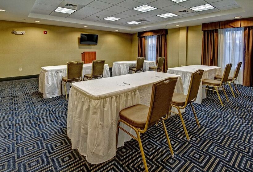 فندق Hampton Inn Clarksdale