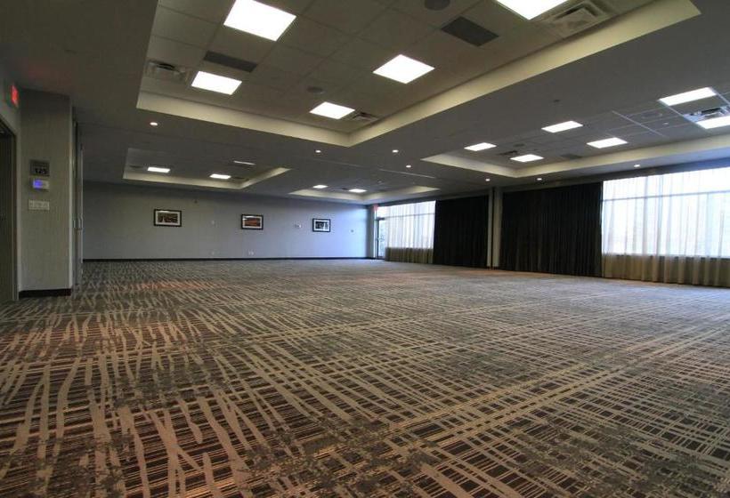 فندق Hampton Inn & Suites By Hilton, Airdrie, Ab, Canada