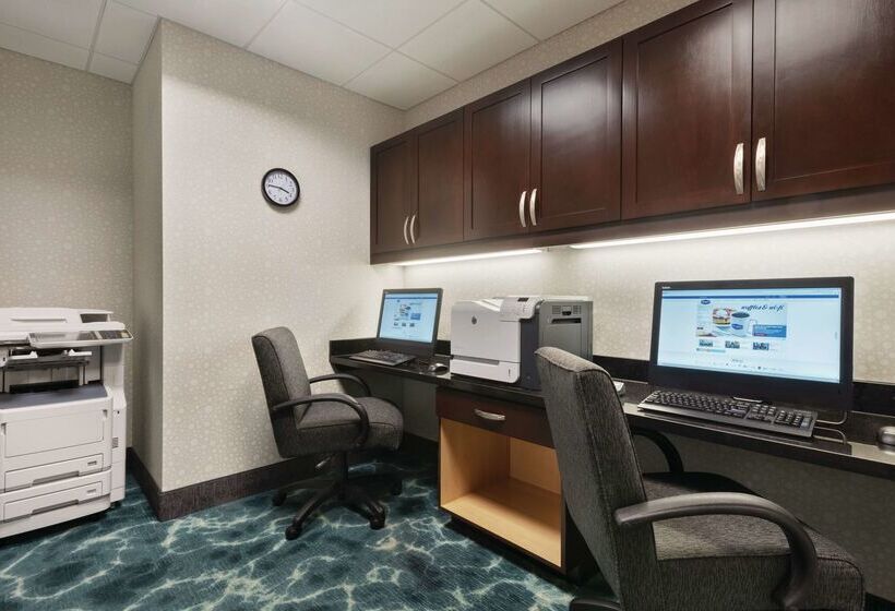 فندق Hampton Inn & Suites Mishawaka/south Bend At Heritage Square