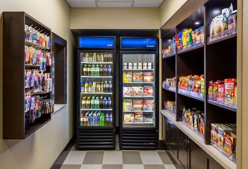 בית מלון כפרי Hampton Inn & Suites Philadelphia Montgomeryville