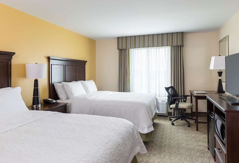 בית מלון כפרי Hampton Inn & Suites Philadelphia Montgomeryville