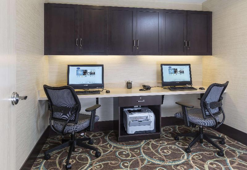 فندق Hampton Inn & Suites Philadelphia Montgomeryville