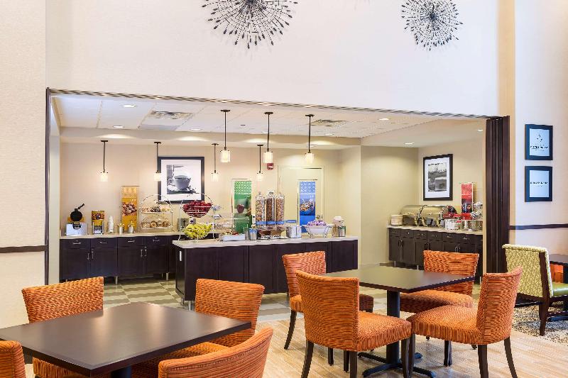 فندق Hampton Inn & Suites Philadelphia Montgomeryville