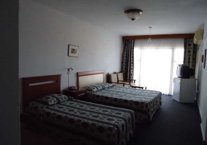 Отель Harbour Scene