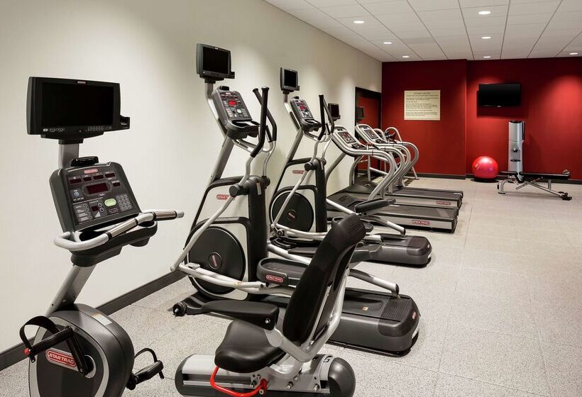 فندق Hilton Garden Inn Bettendorf/quad Cities