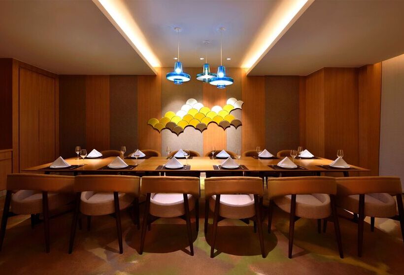 هتل Hilton Garden Inn Chengdu Huayang